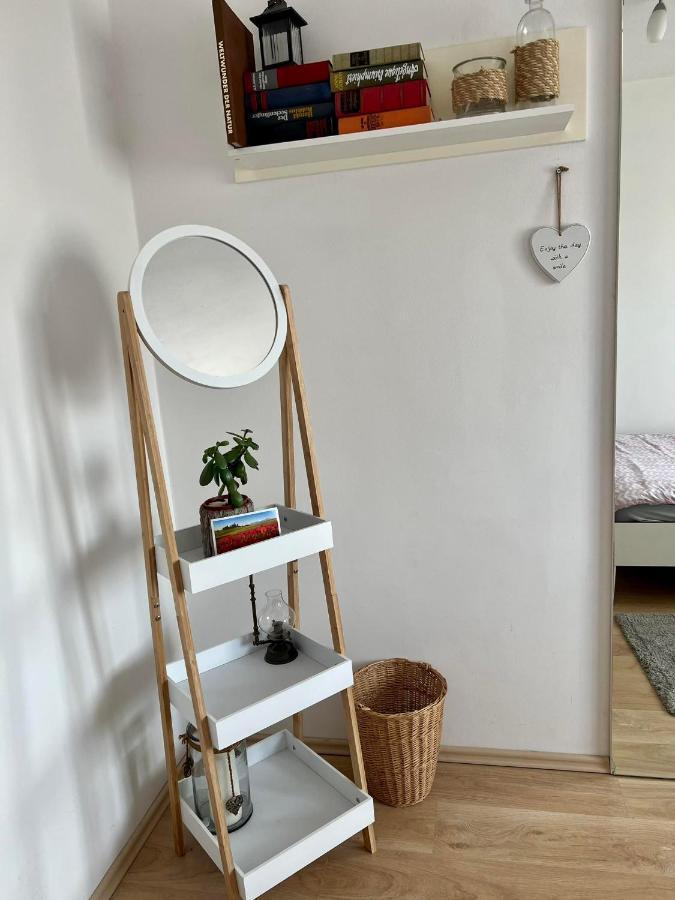 Doppelbett Zimmer Mit Gemeinschaftbad Borgholzhausen Buitenkant foto